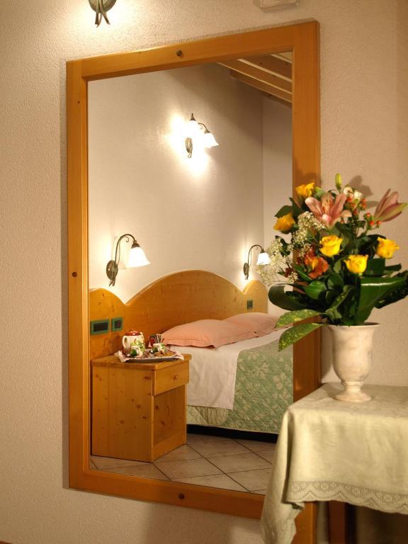 Jolly B&B - Affittacamere Dimaro Zimmer foto